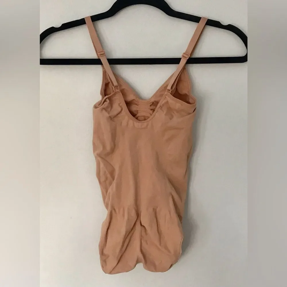 SKIMS Nude Sculpting V-Neck Bodysuit